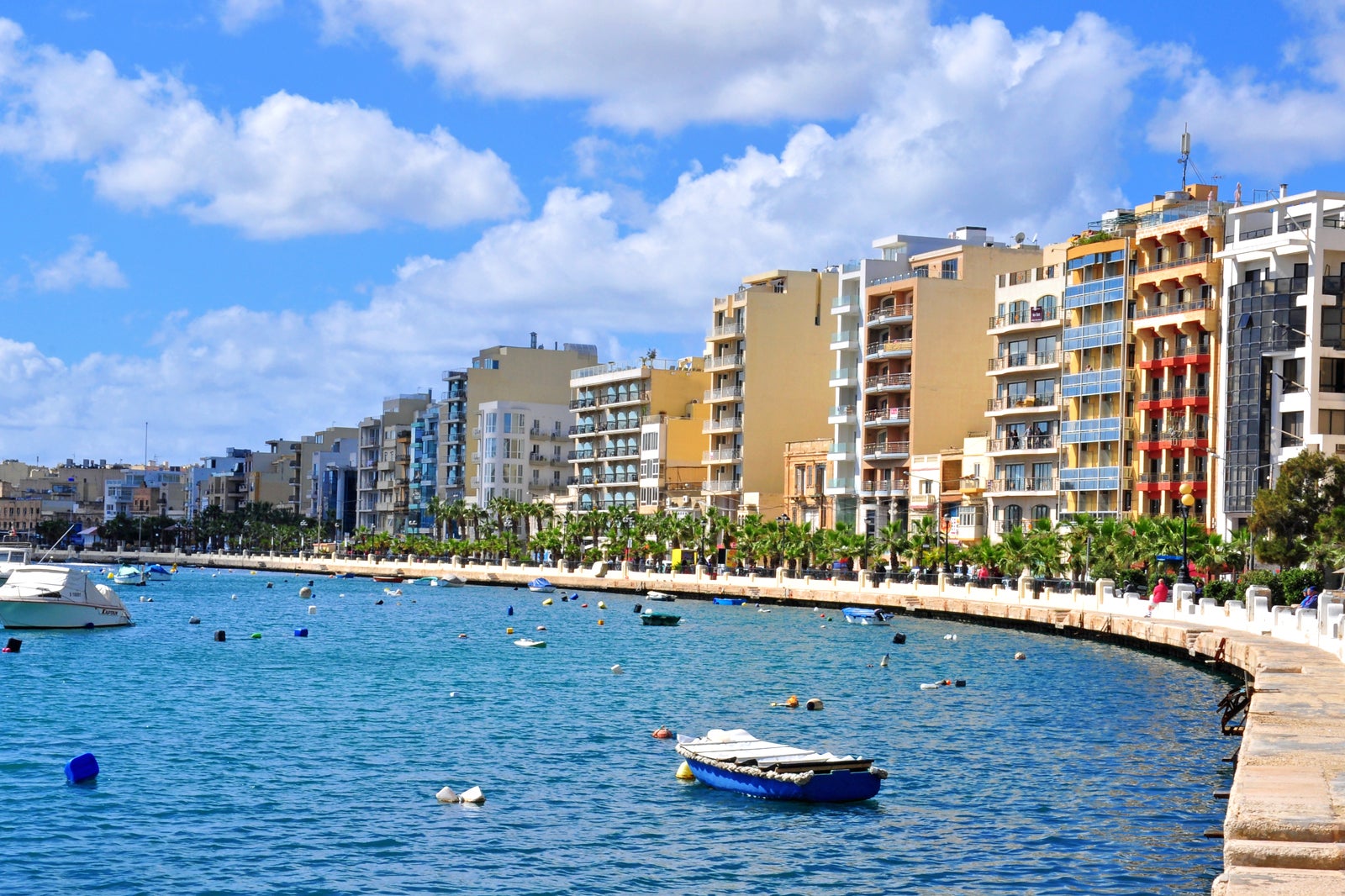 تفرجگاه اسلیما - Sliema promenade