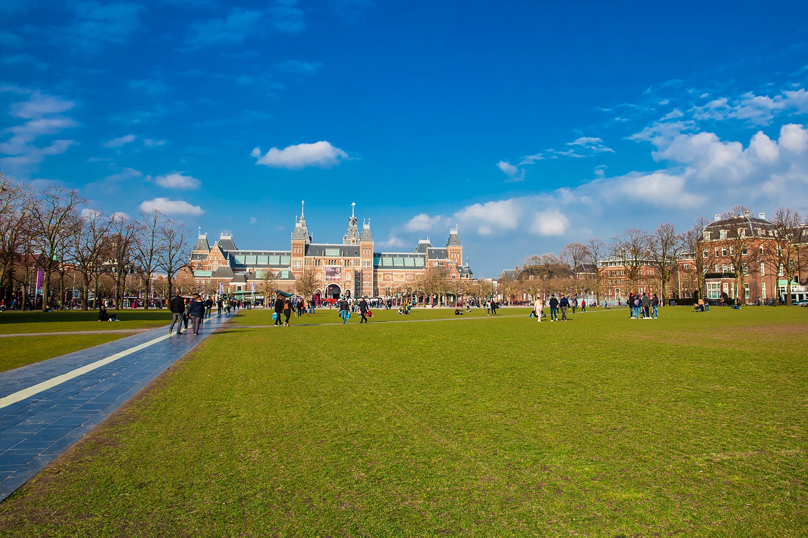 پلین موزه - Museumplein