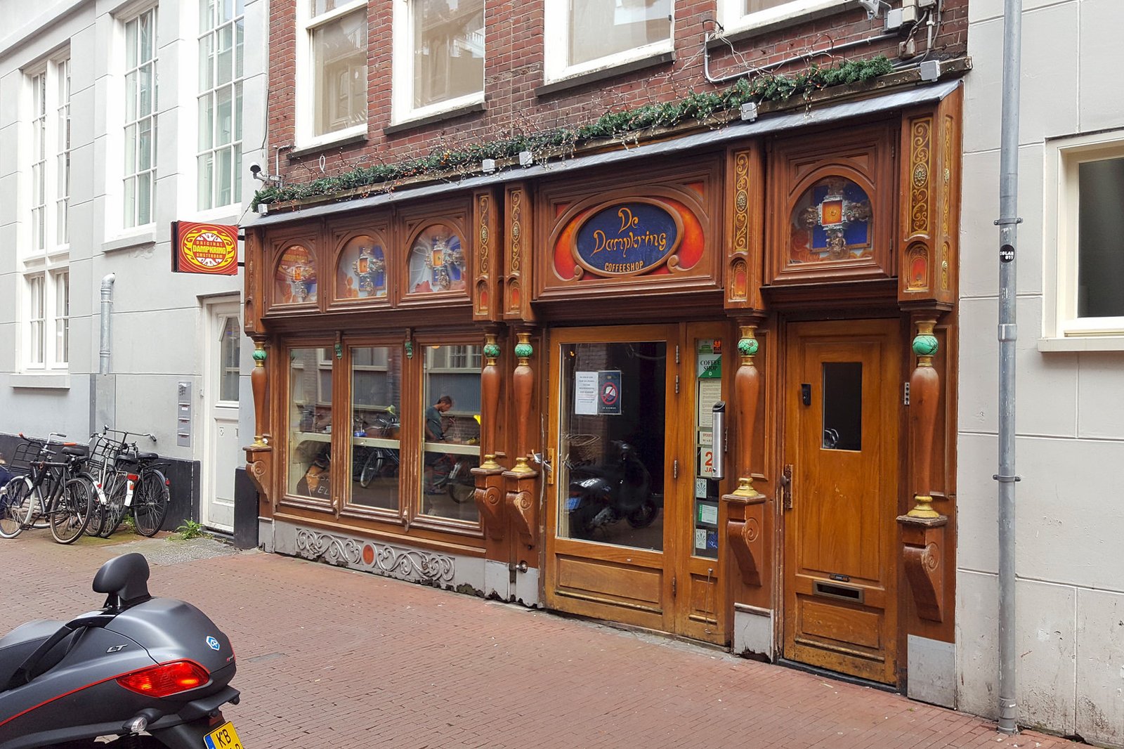 کافی شاپ های آمستردام - Amsterdam coffeeshops