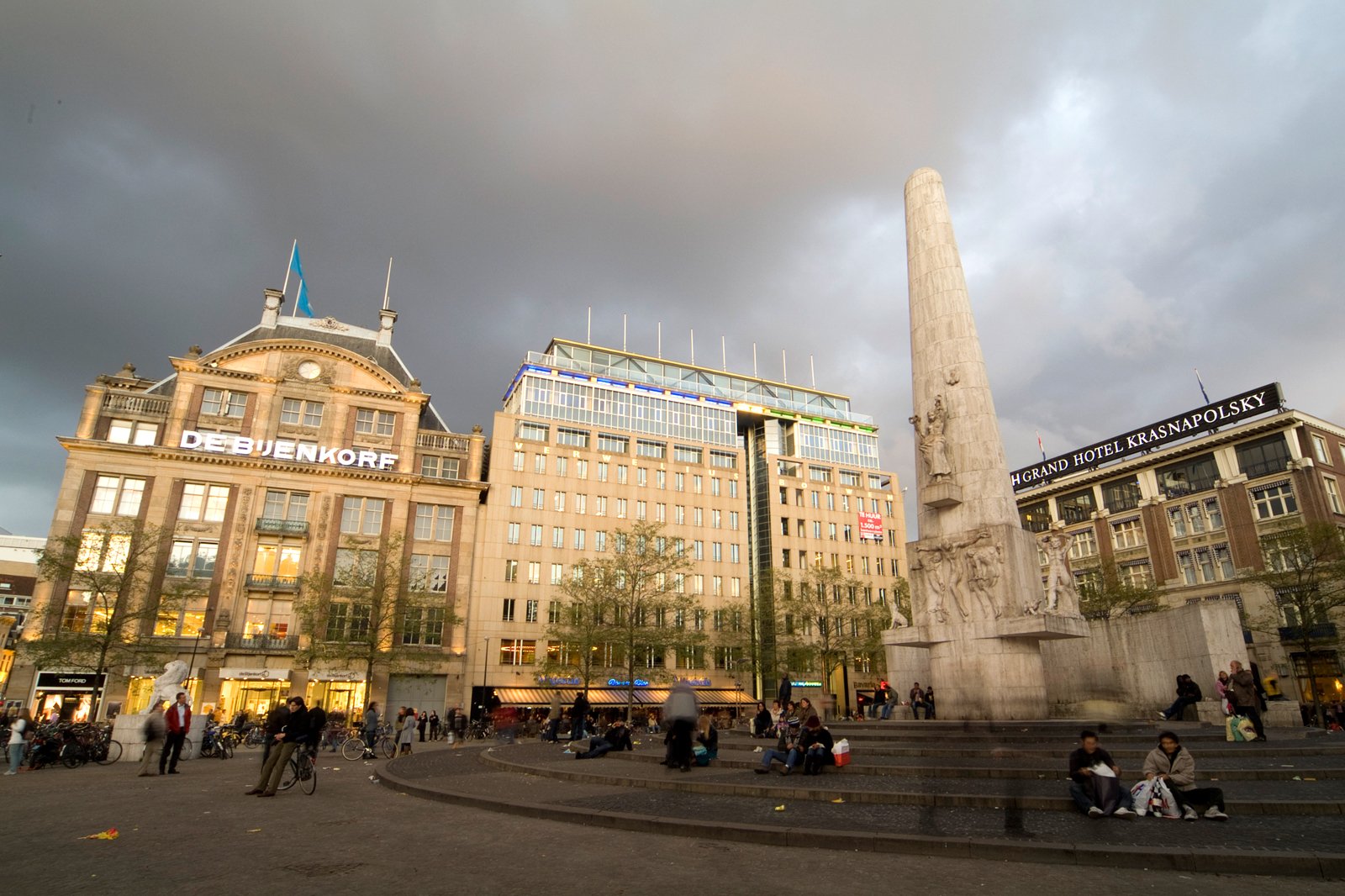 میدان دم - Dam Square