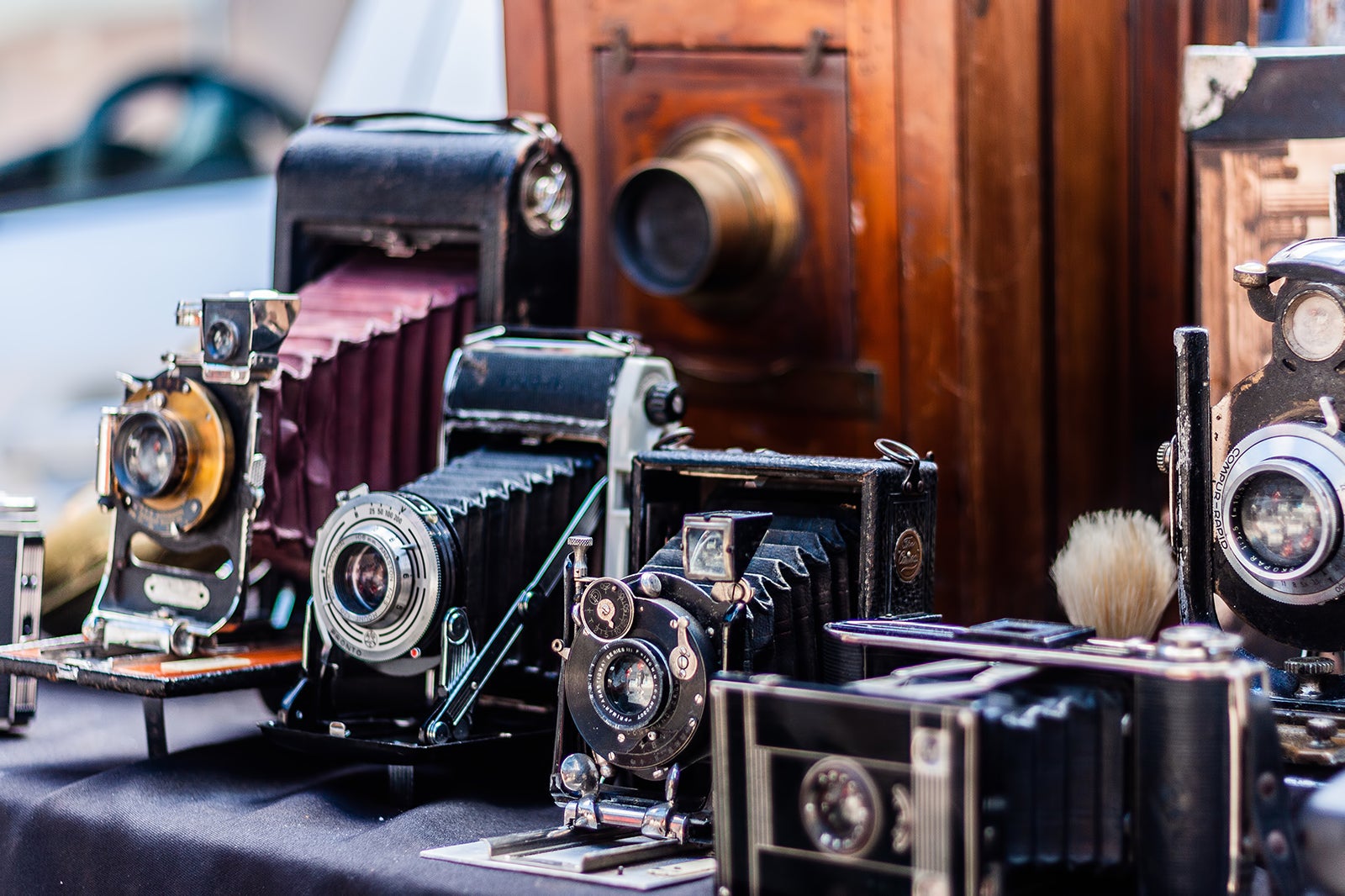 بازار کک فروشی Avenida da Liberdade - Avenida da Liberdade Flea Market