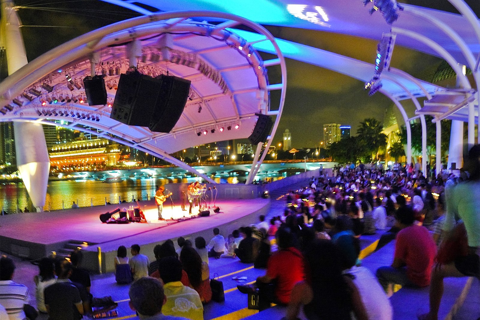 Esplanade - تئاتر در خلیج - Esplanade - Theatres on the Bay