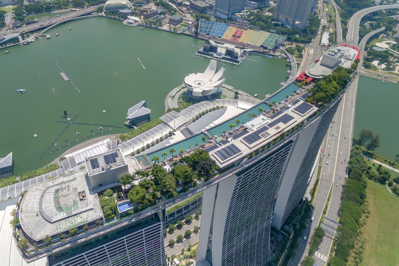 مارینا بی سندز اسکای پارک - Marina Bay Sands SkyPark