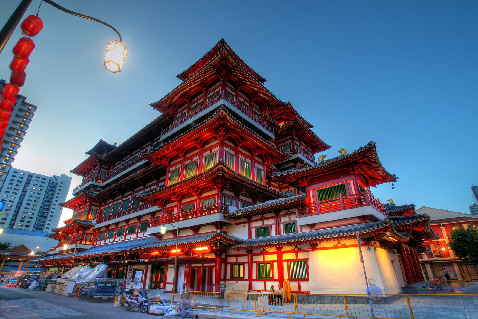 معبد یادگار دندان بودا - Buddha Tooth Relic Temple