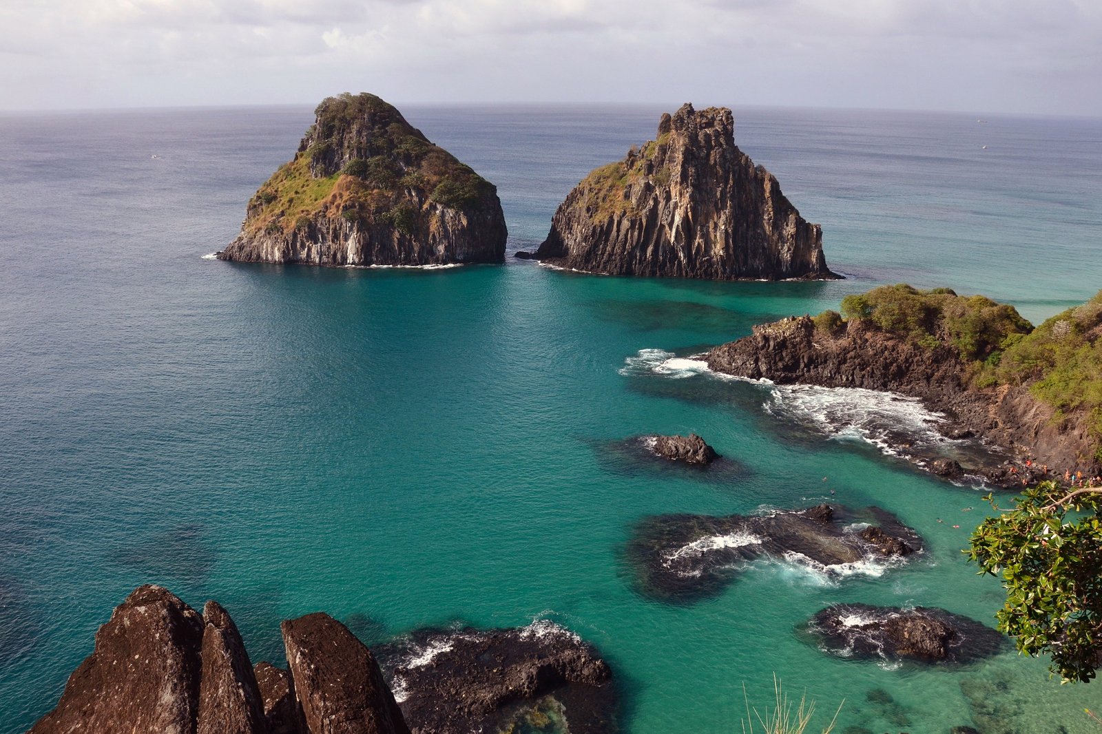 به غواصی در اطراف جزیره دلفین، فرناندو د نورونا بروید - Go snorkeling around Dolphin Island, Fernando de Noronha