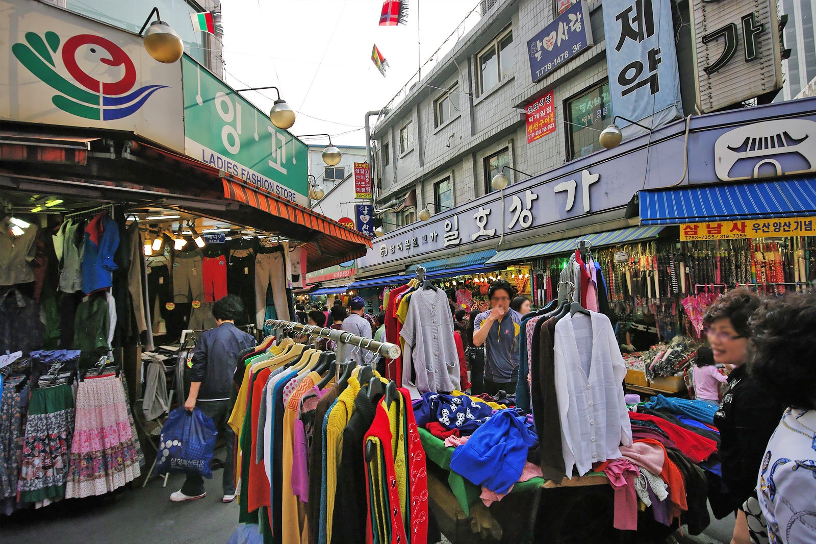 بازار نامدائمون - Namdaemun Market