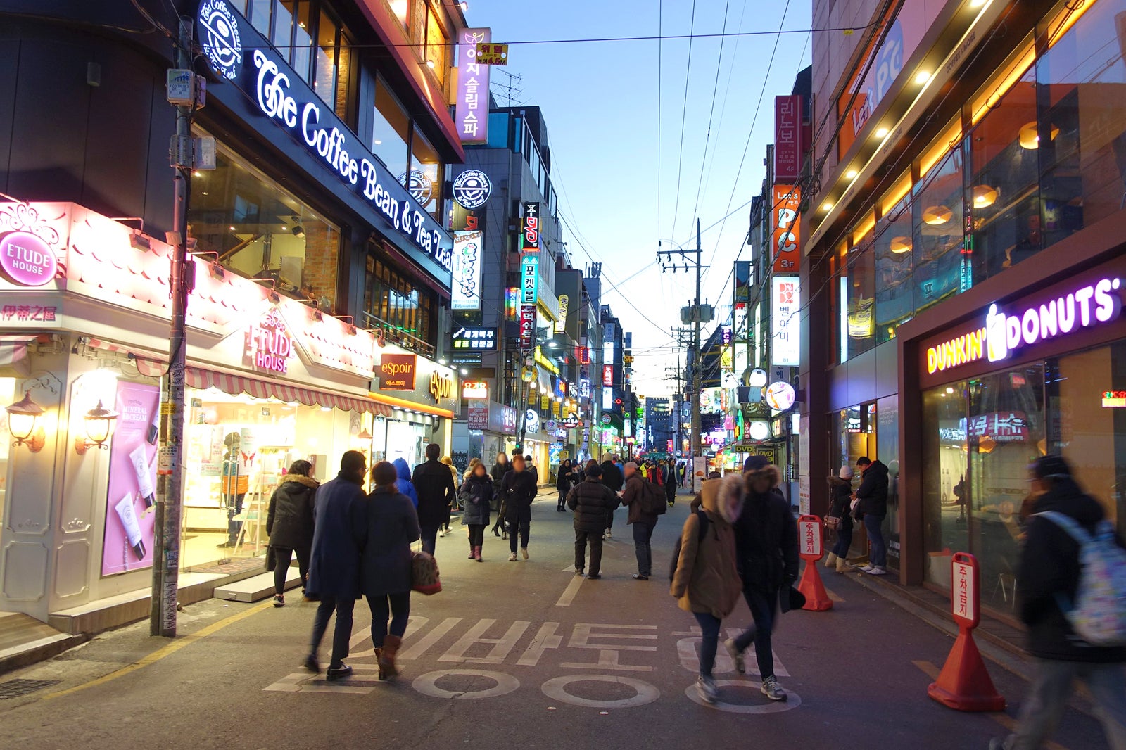 خیابان خرید Hongdae - Hongdae Shopping Street