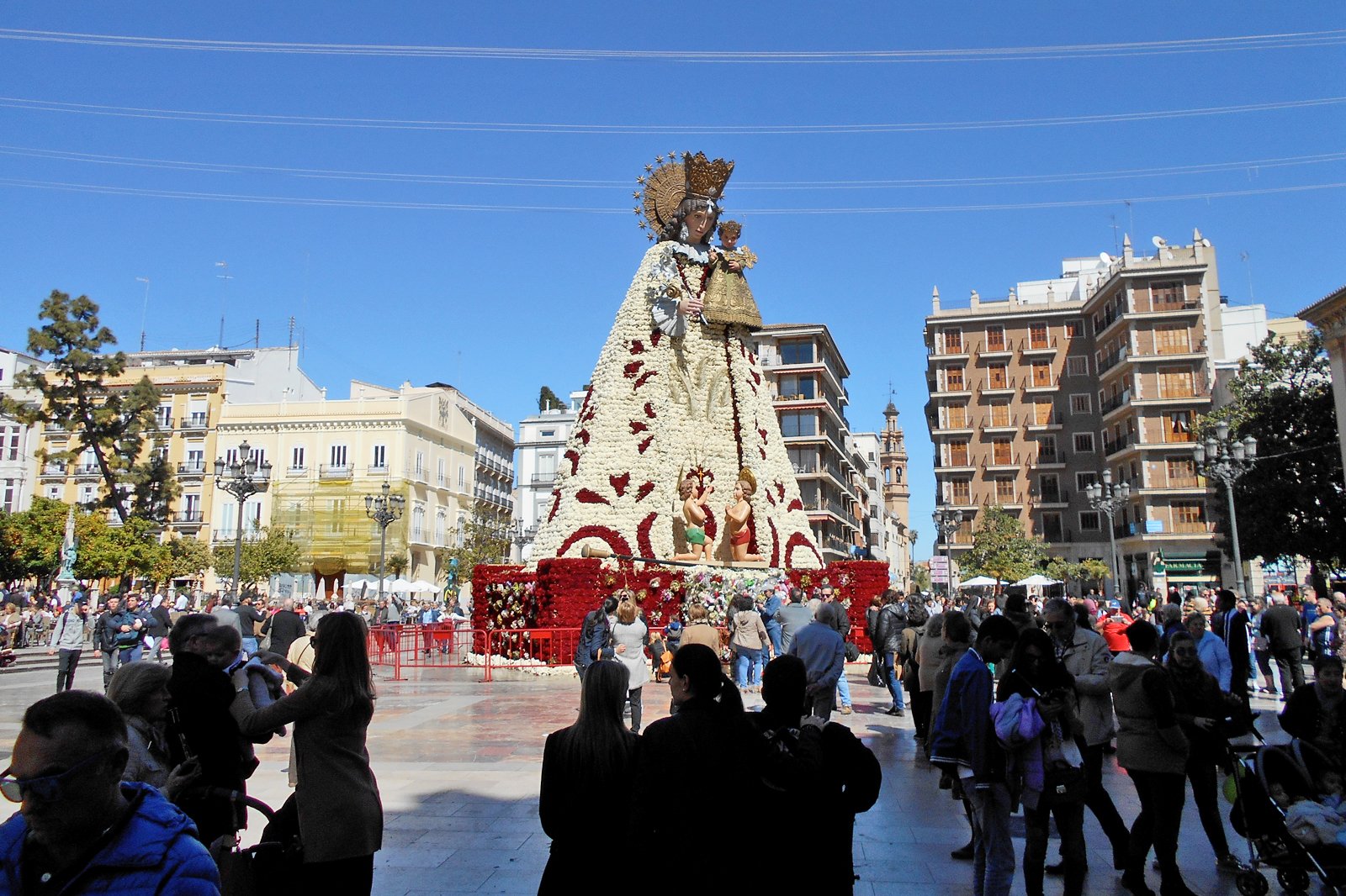 جشنواره بانوی ما ترک شده - Our Lady of the Forsaken festival