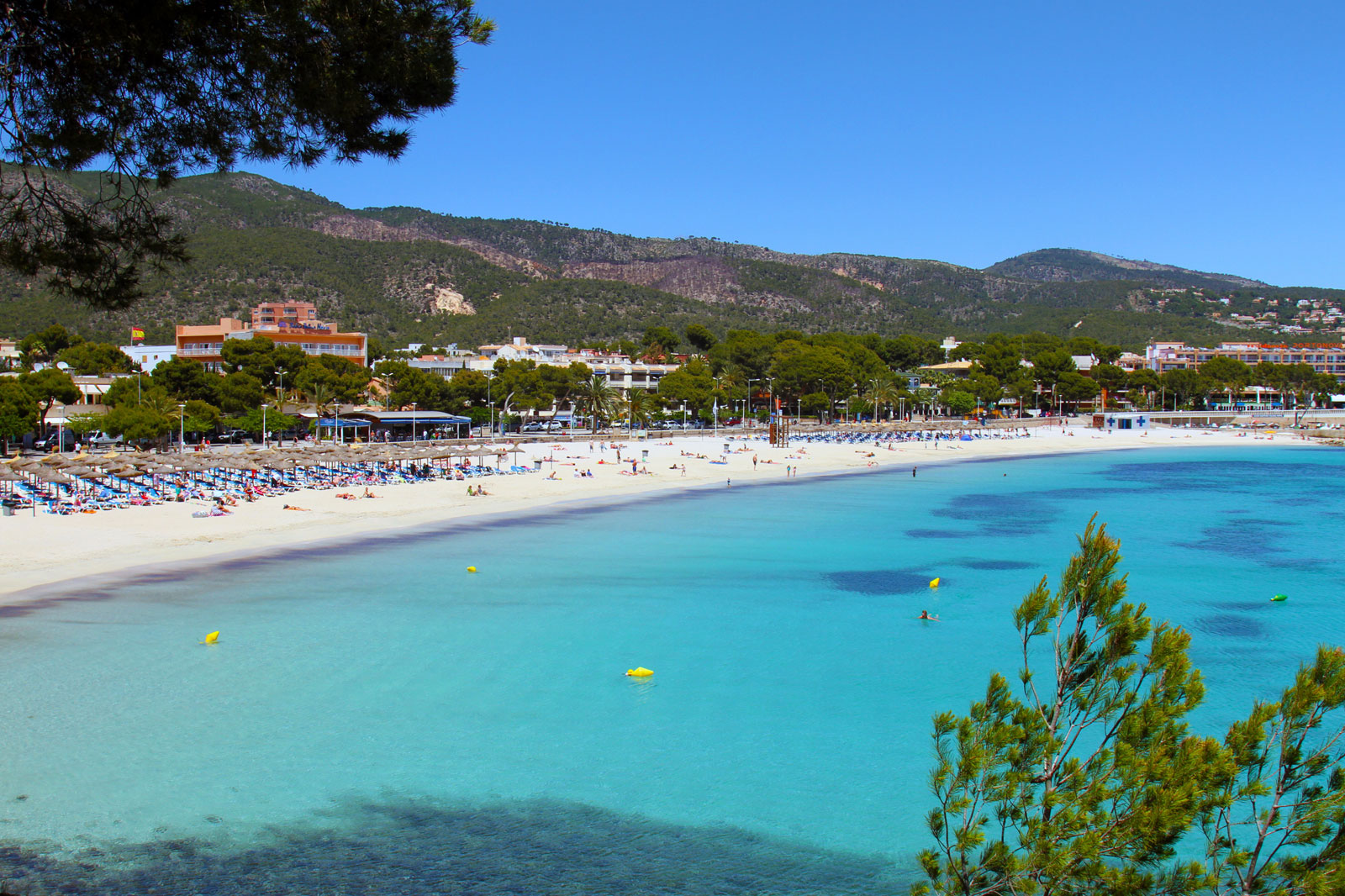 تفرجگاه ساحلی پالما - Palma's seafront promenade