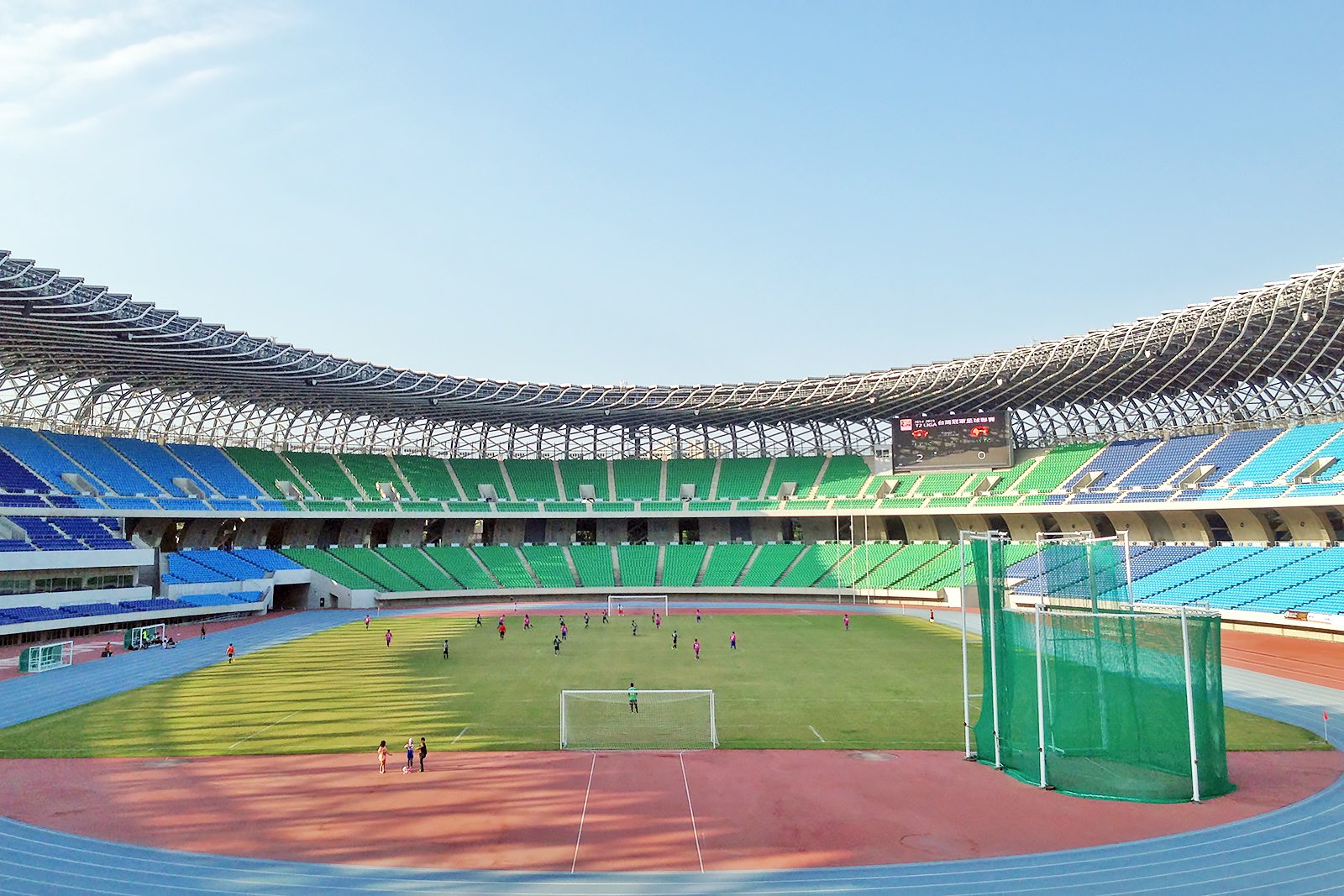 استادیوم ملی کائوسیونگ - Kaohsiung National Stadium