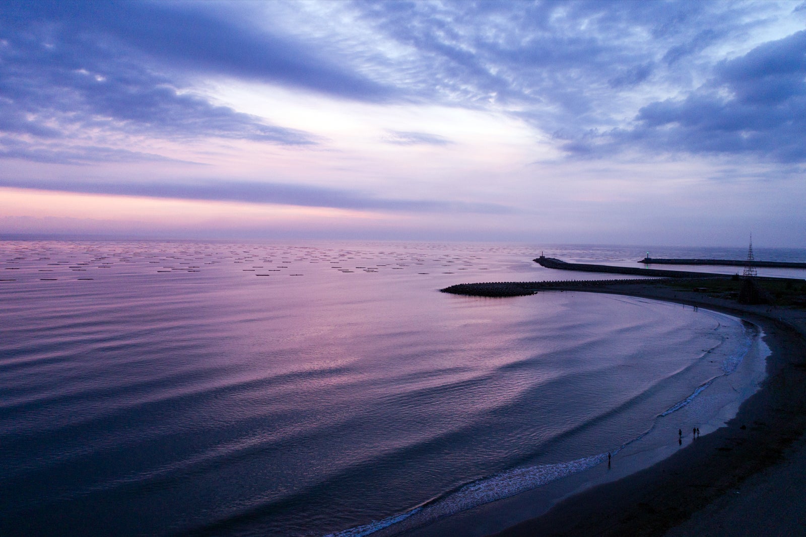 غروب خورشید در جزیره یوگوانگ - Sunset on Yuguang Island