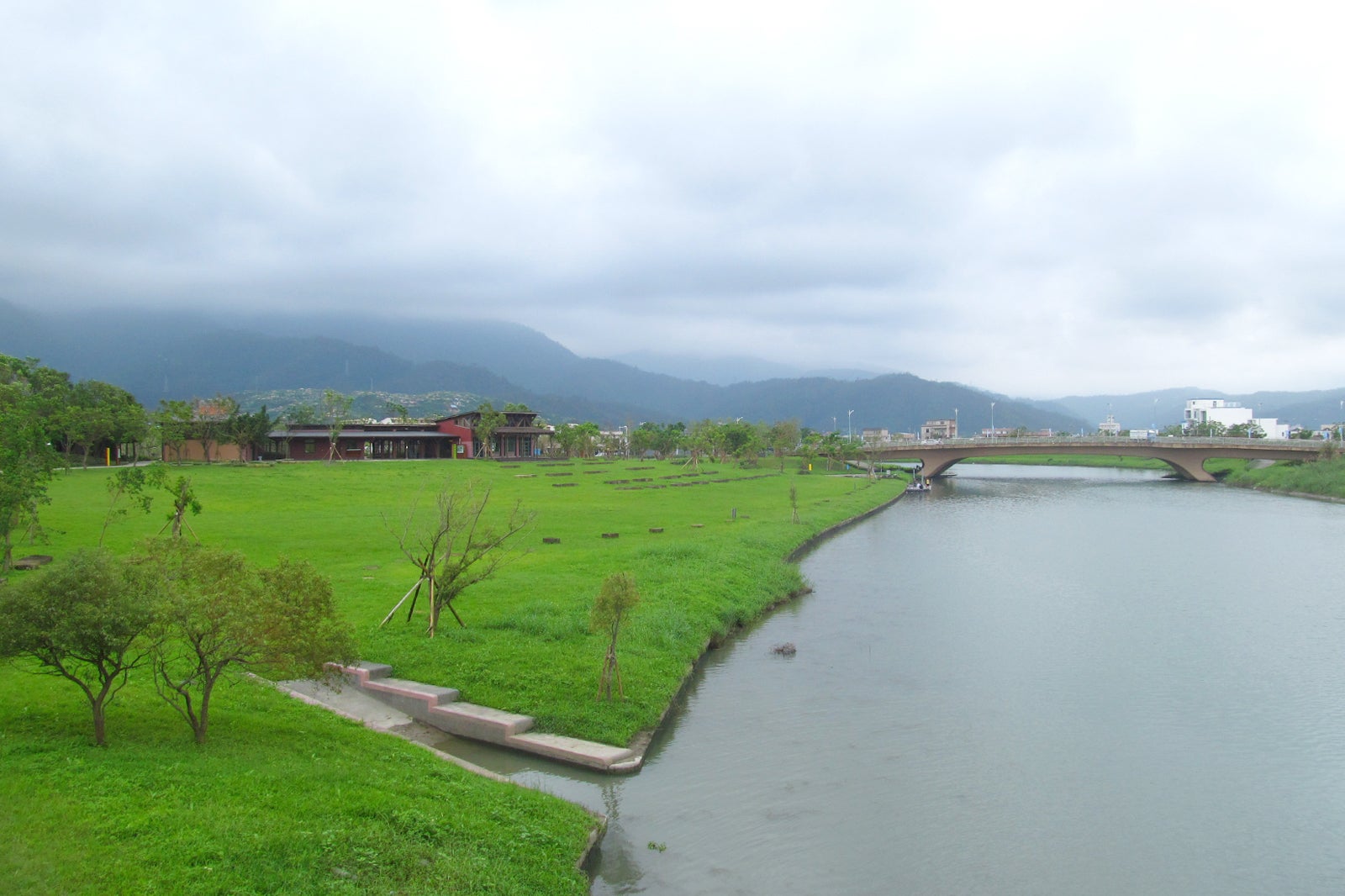 در پارک آبی رودخانه دونگشان خوش بگذرانید - Have Fun at Dongshan River Water Park