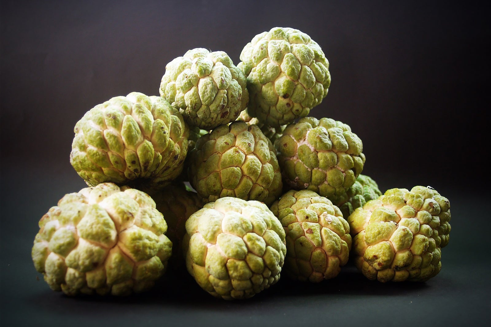 سیب کاستارد (Noi-Na) - Custard apple (Noi-Na)