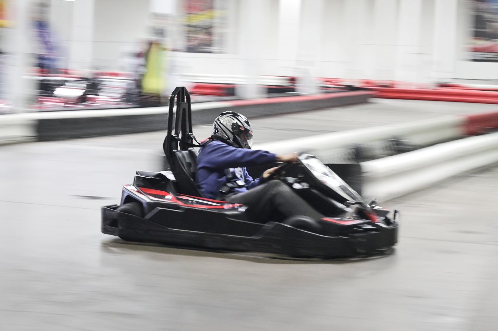 کارتینگ در EasyKart بانکوک - Go-karting at EasyKart Bangkok