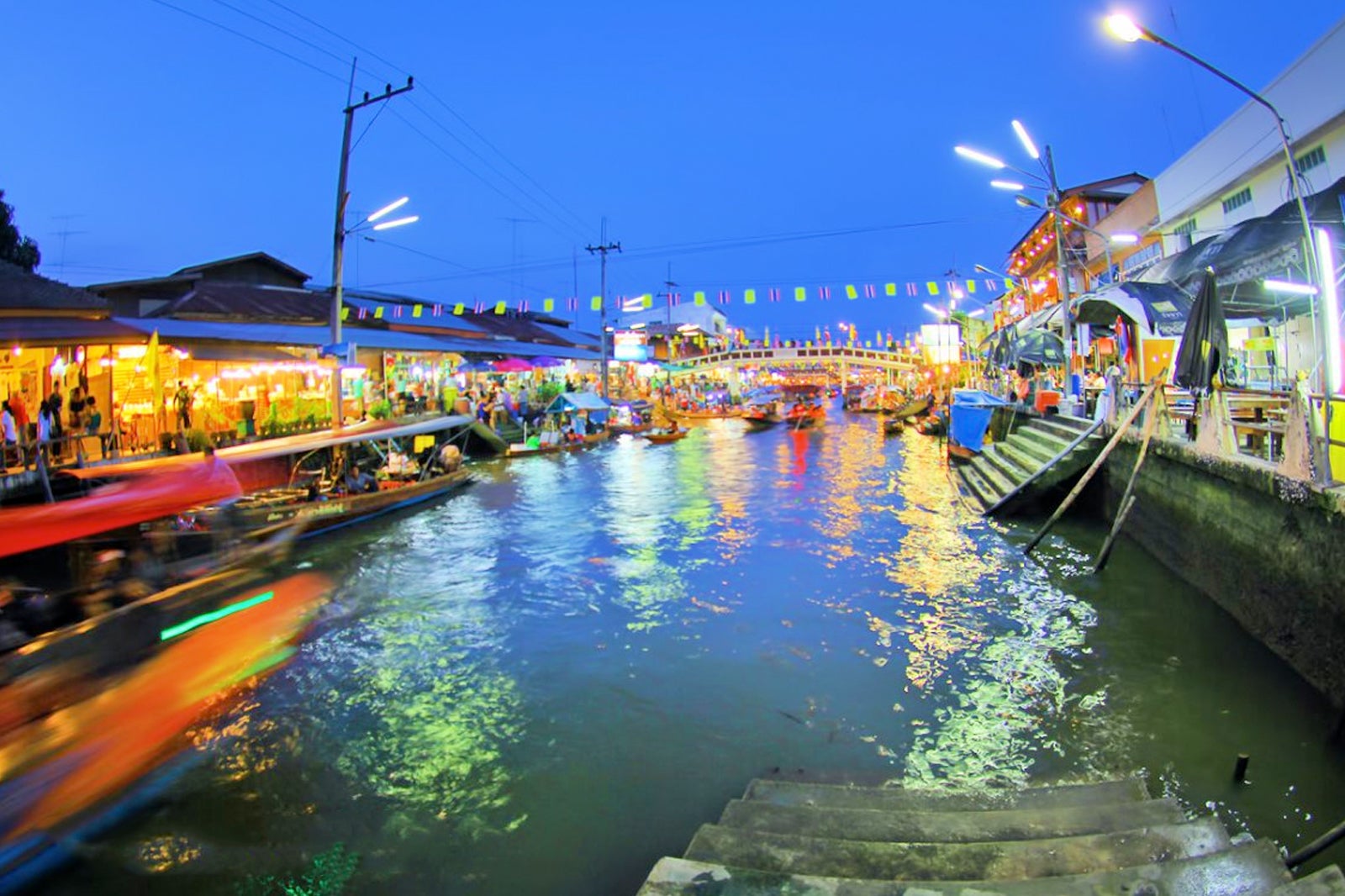 بازار شناور آمفاوا - Amphawa Floating Market