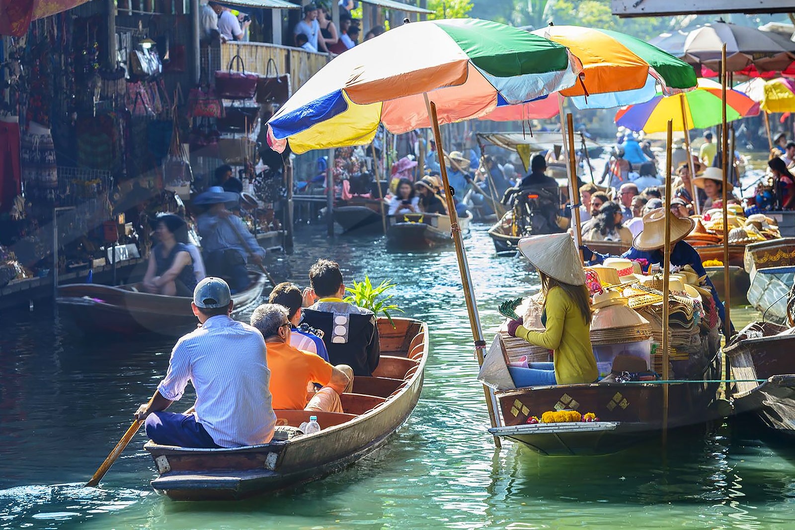 گشت و گذار در بازار شناور دامنوئن سادواک - Damnoen Saduak Floating Market tour