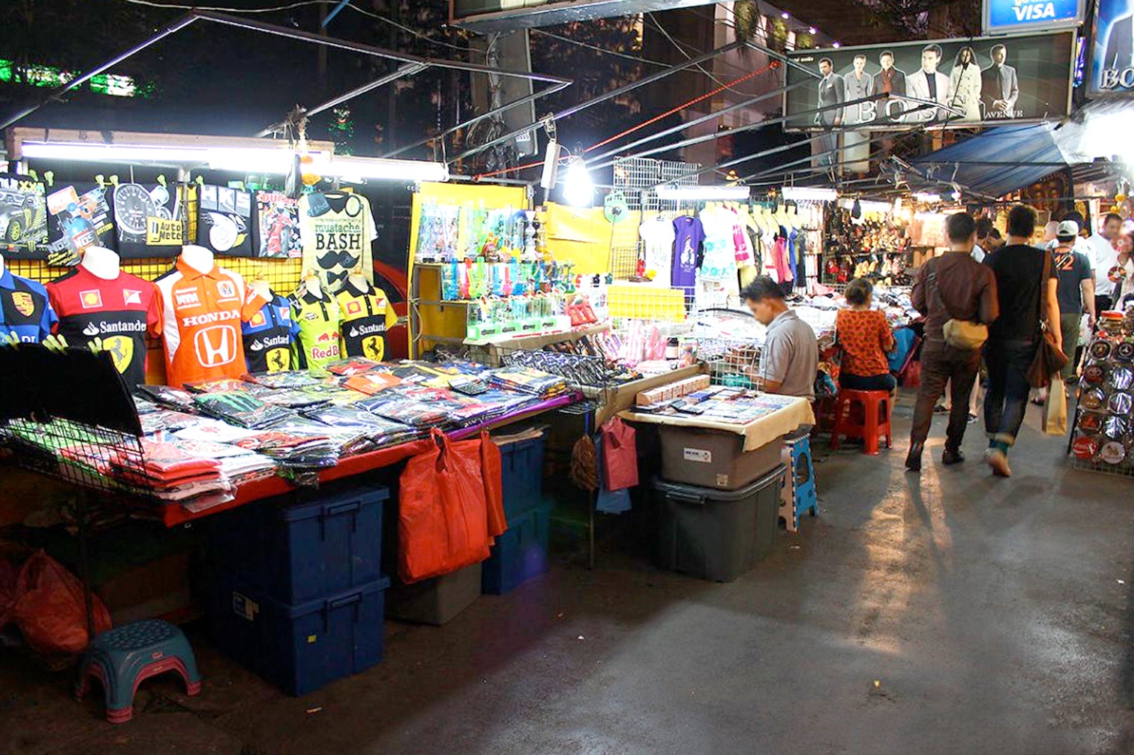 بازار خیابان سوخومویت (نانا) - Sukhumvit Street Market (Nana)