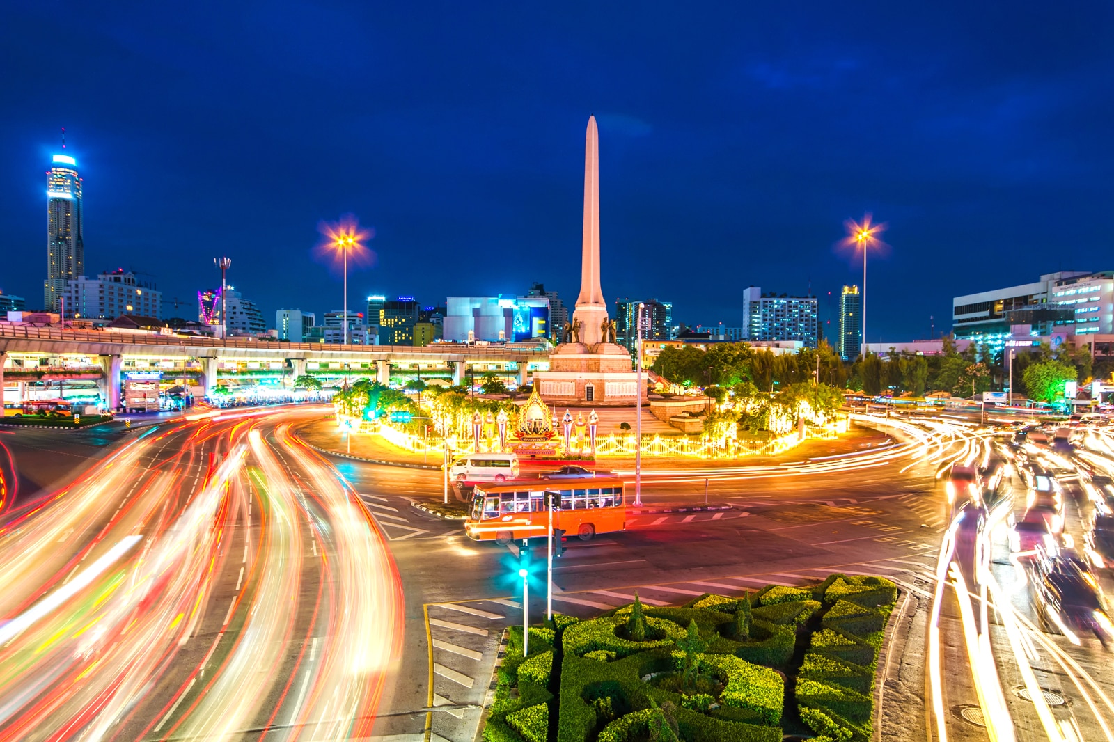 یادبود پیروزی - Victory Monument