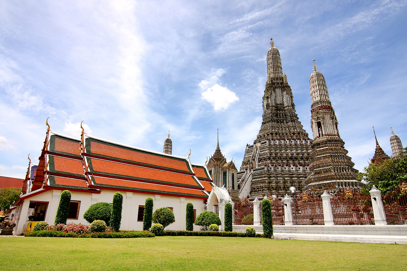 وات آرون (معبد سپیده دم) - Wat Arun (The Temple of Dawn)