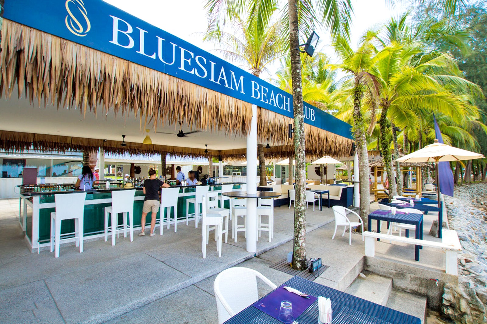 باشگاه ساحلی بلوزیام - Bluesiam Beach Club