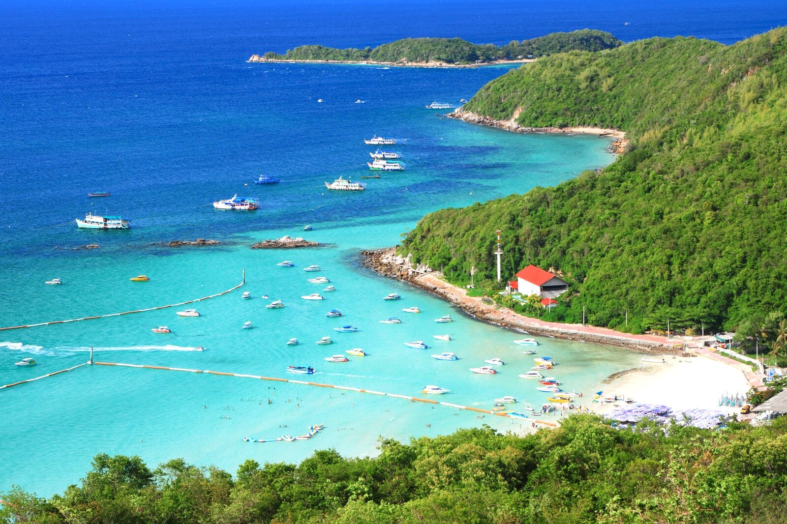 Koh Larn (جزیره مرجانی) - Koh Larn (Coral Island)