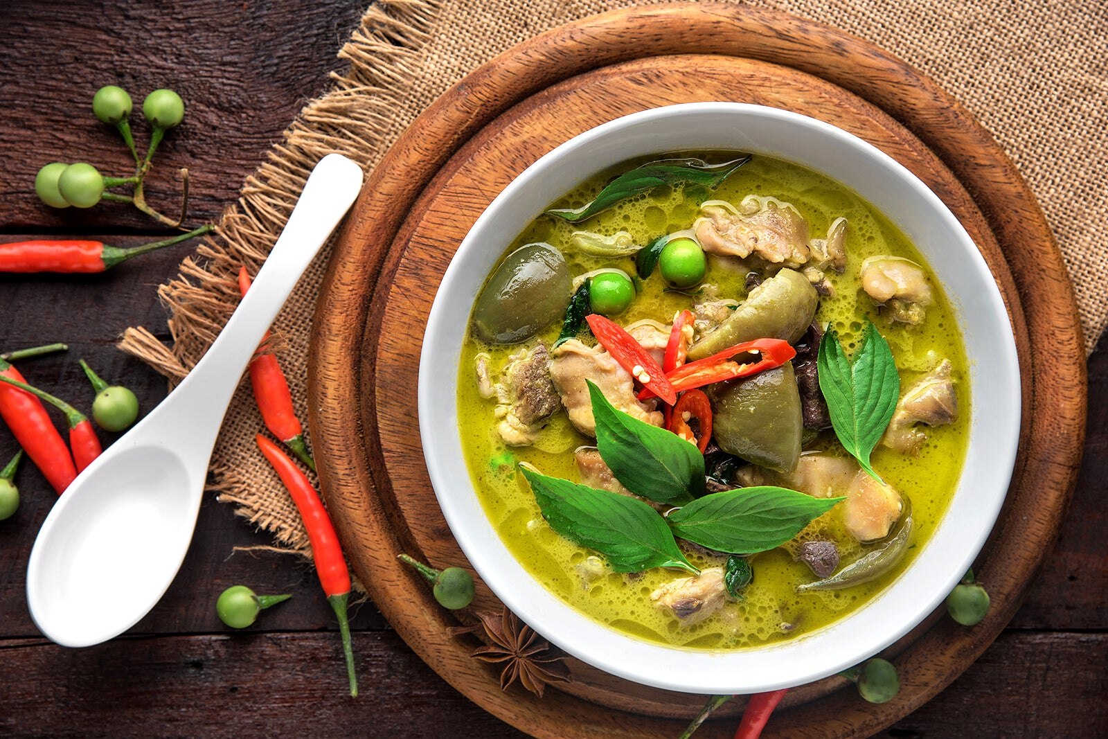 Gaeng Keow Wan gai (کاری مرغ سبز) - Gaeng keow wan gai (green chicken curry)