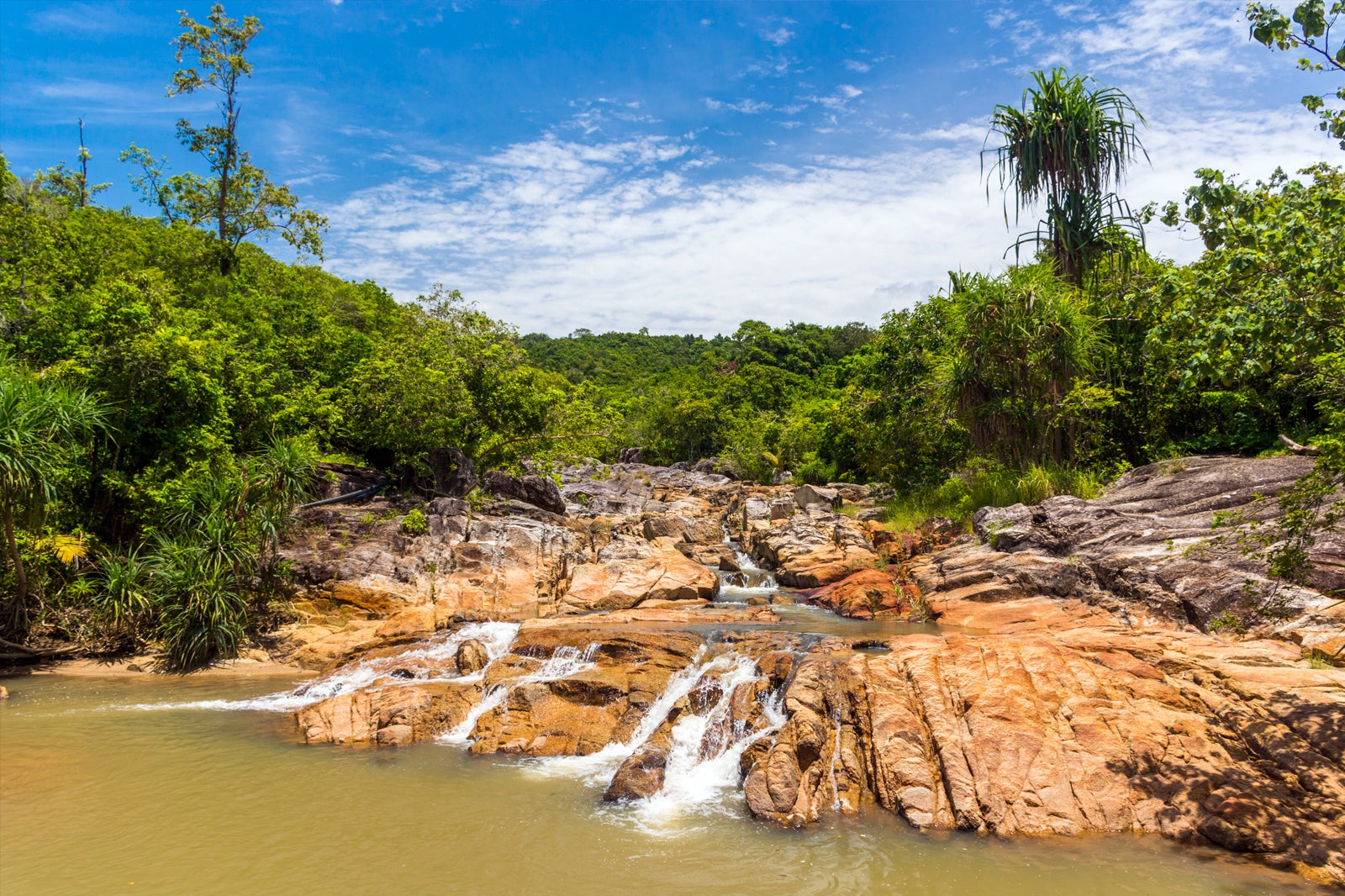 آبشارها در Koh Phangan - Waterfalls in Koh Phangan