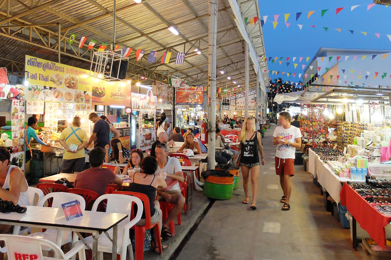 خیابان واکینگ چاونگ - Chaweng Walking Street