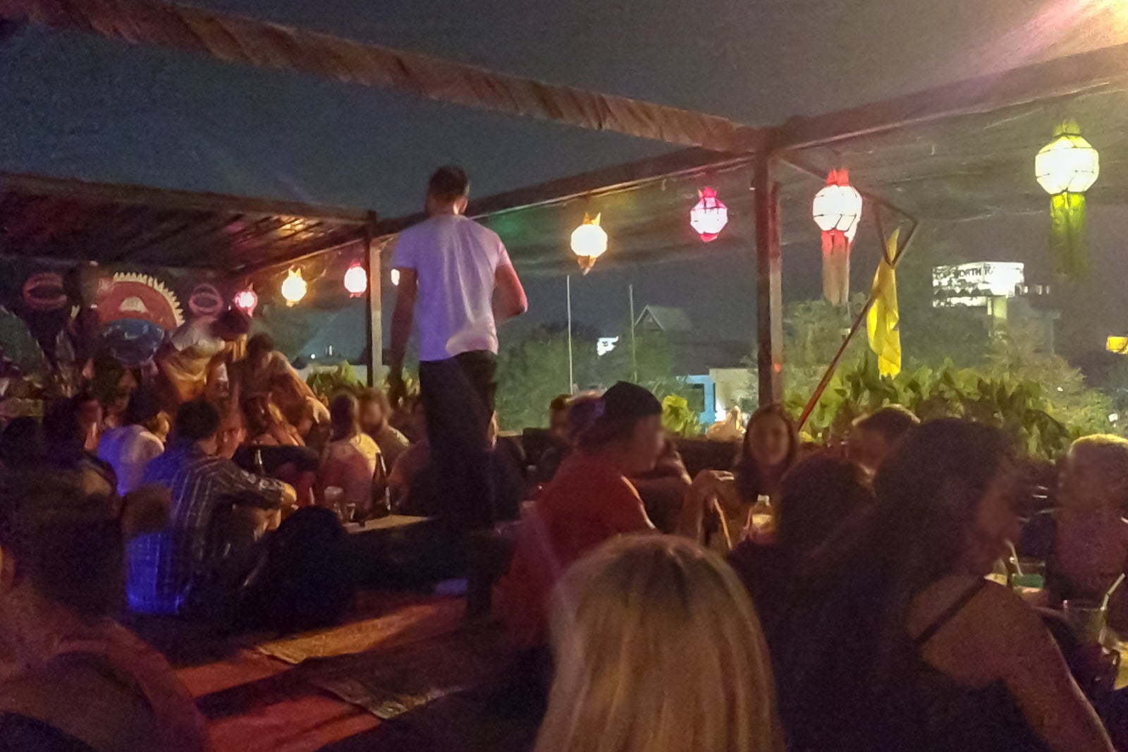 بارهای روی پشت بام چیانگ مای - Chiang Mai rooftop bars