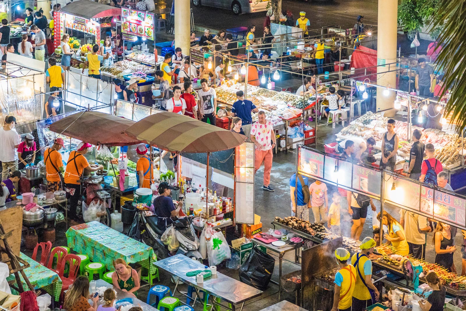 بازار بنزان - Banzaan Market