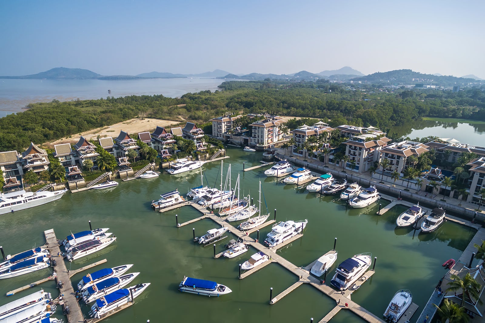 مارینا رویال پوکت - Royal Phuket Marina