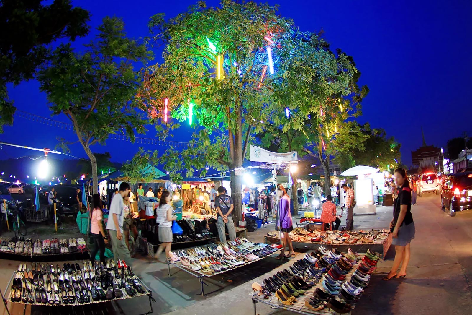 بازار آخر هفته پوکت - Phuket Weekend Market