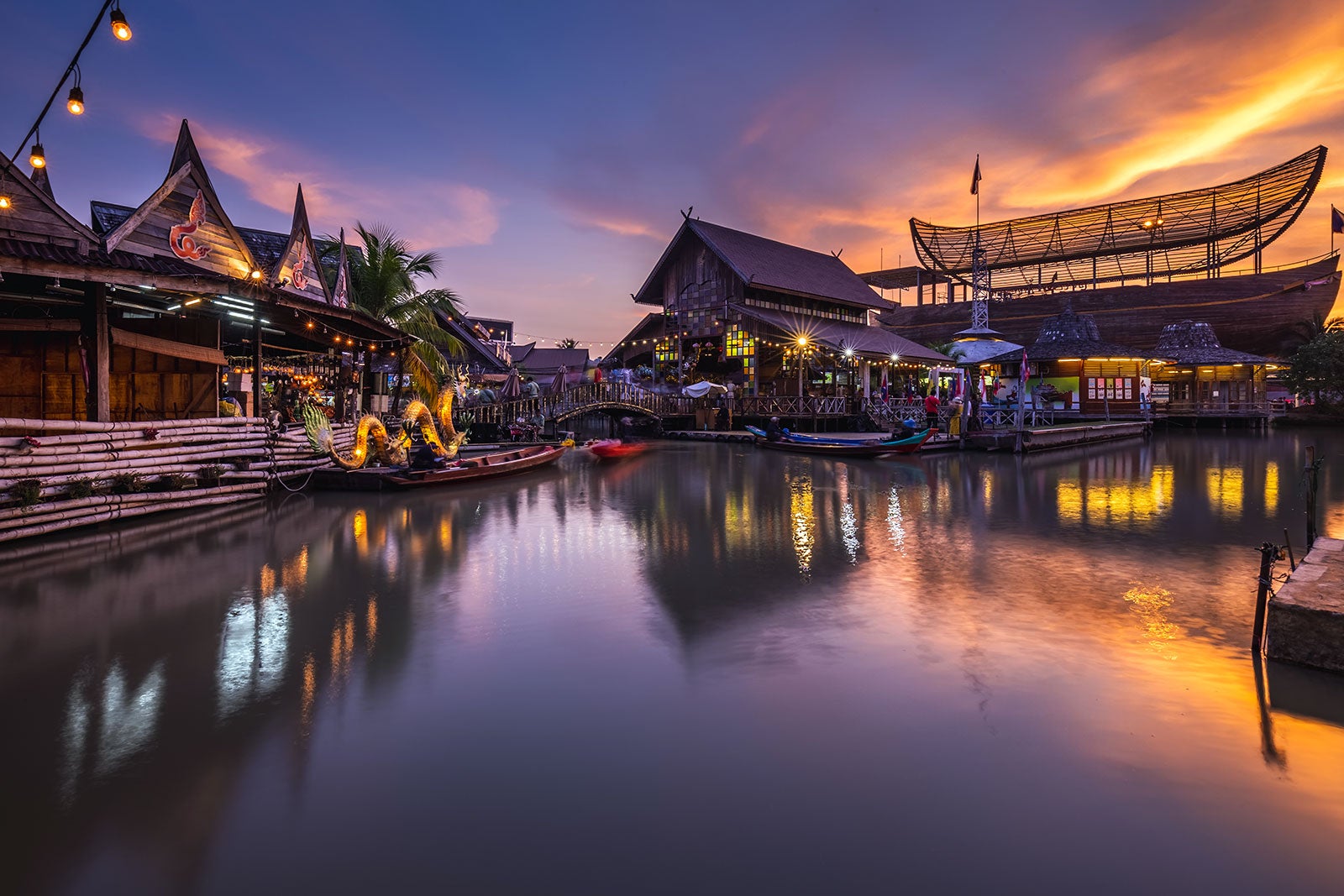 بازار شناور پاتایا - Pattaya Floating Market