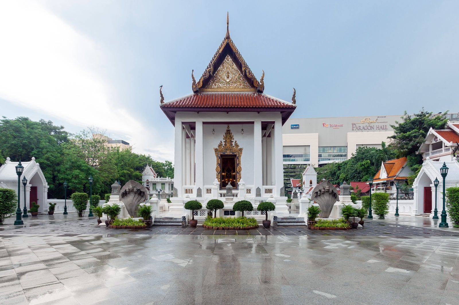 سه معبد Wanaram - Pathum Wanaram Temple