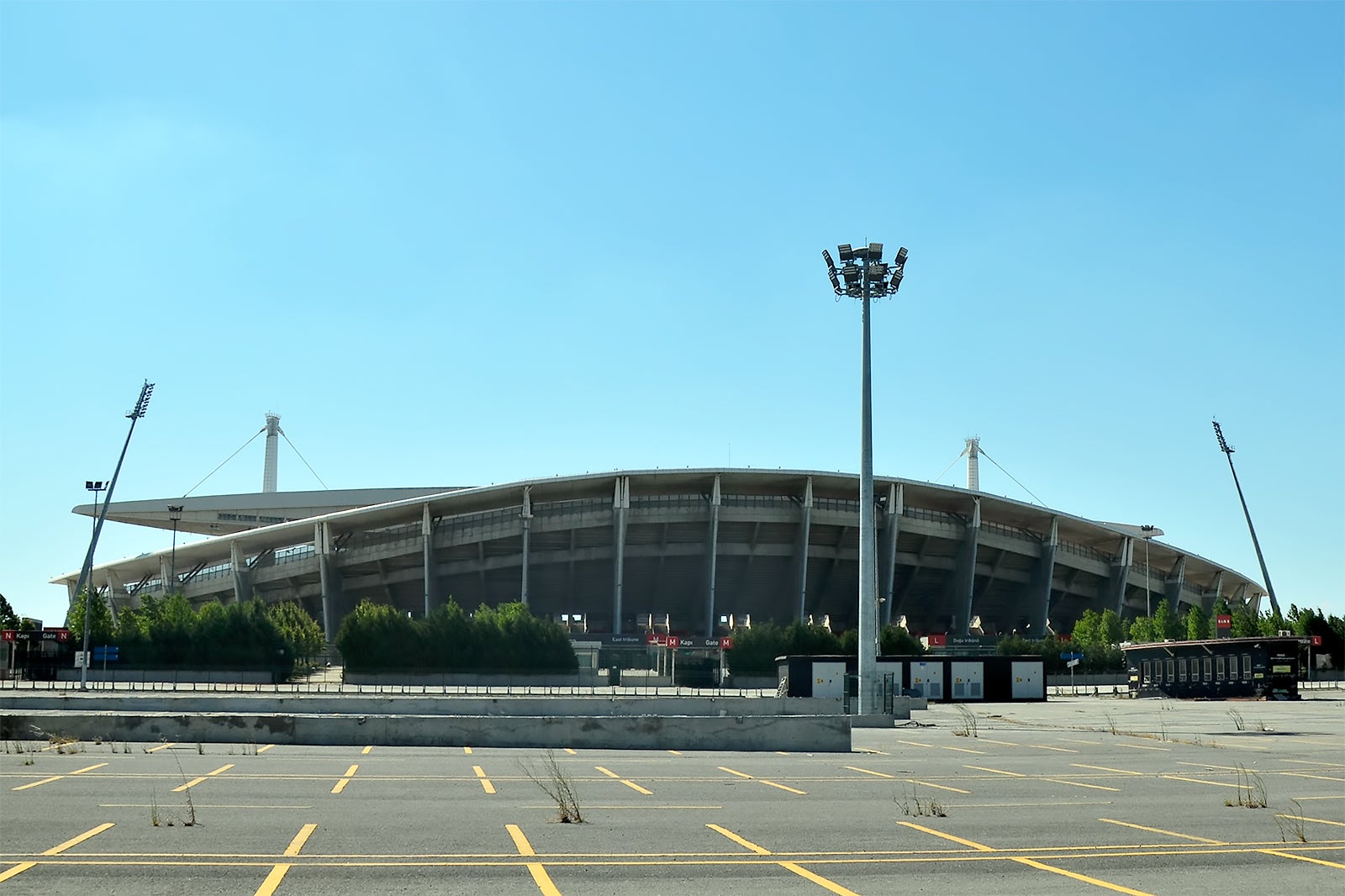 استادیوم المپیک آتاتورک - Atatürk Olympic Stadium