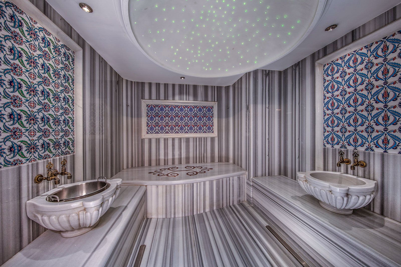 آبگرم ریتز کارلتون - The Ritz-Carlton Spa