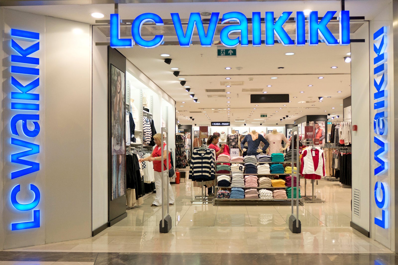 ال سی وایکیکی بلک - LC Waikiki Belek