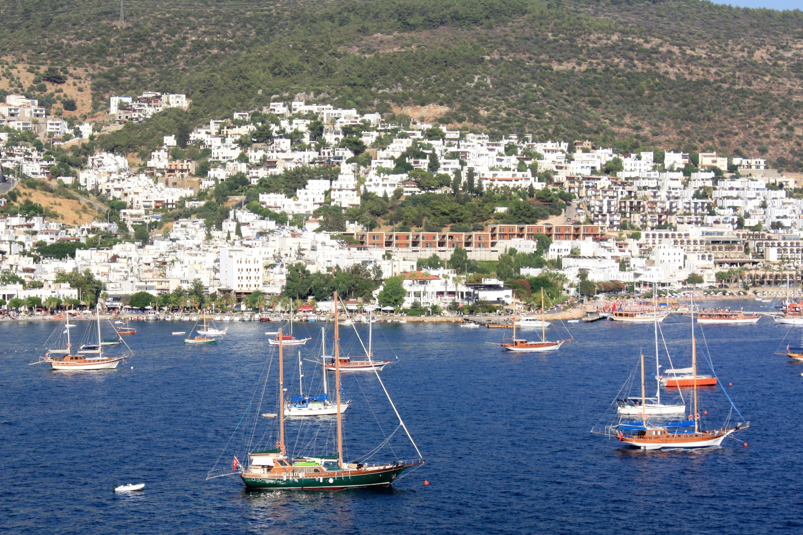 یک سفر یک روزه قایق در اطراف شبه جزیره بدروم - A boat day trip around Bodrum Peninsula