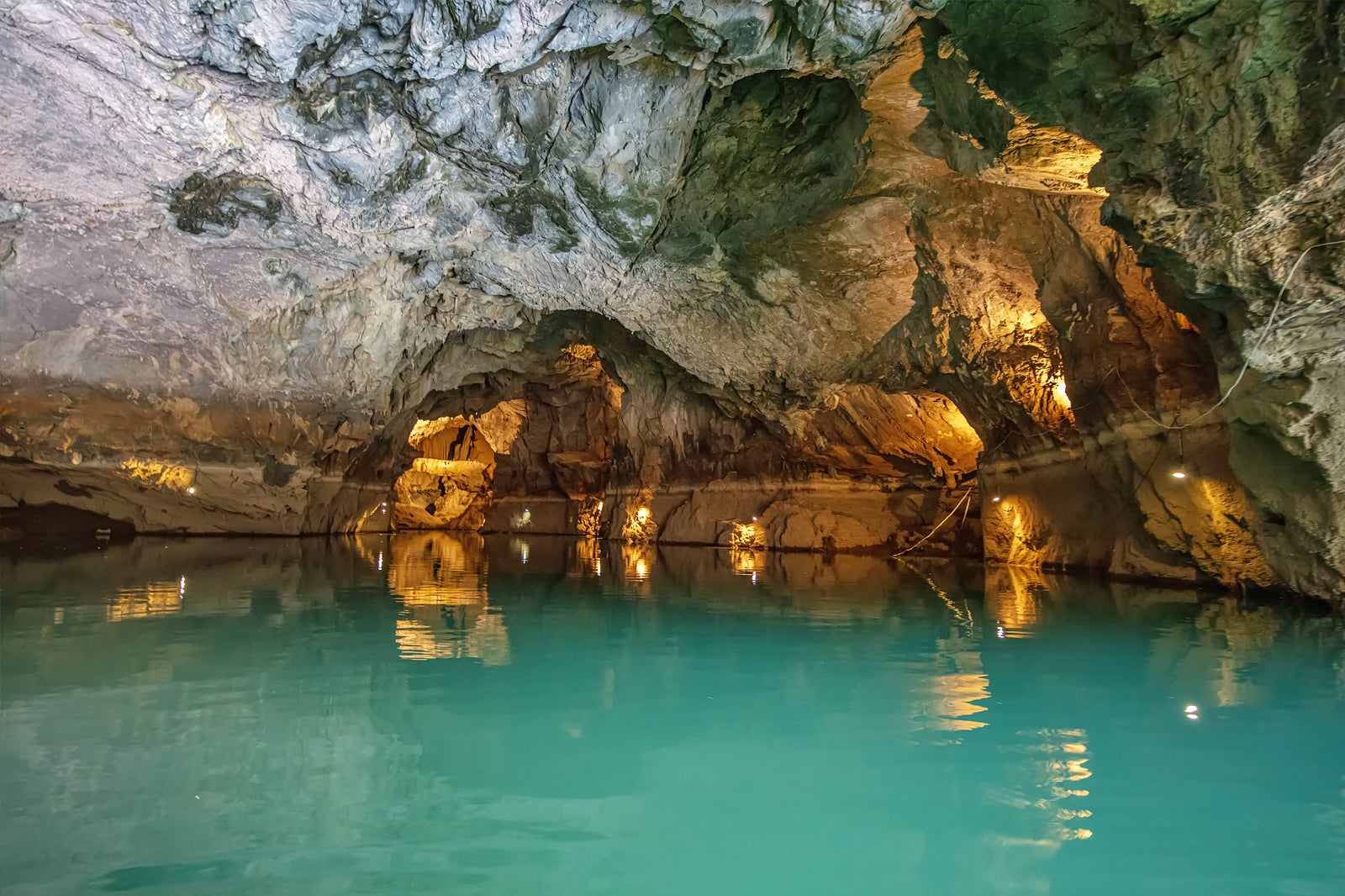 پارک ملی آلتین بیسیک - Altinbesik National Park