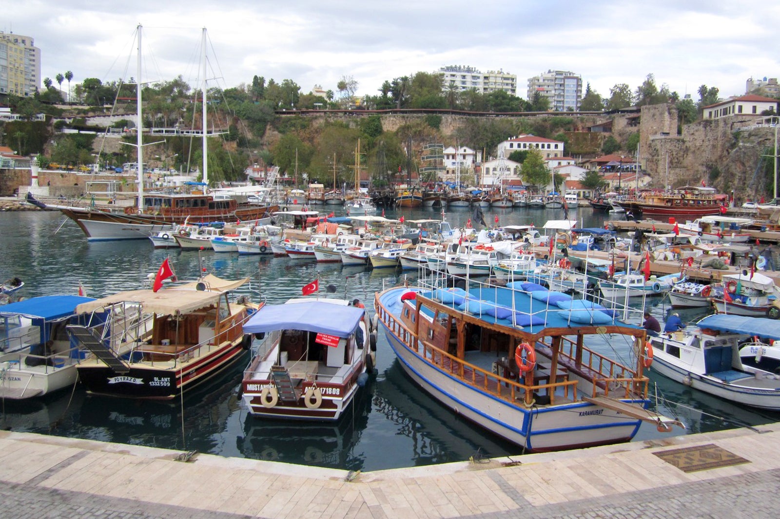 مارینا شهر قدیمی - Old City Marina