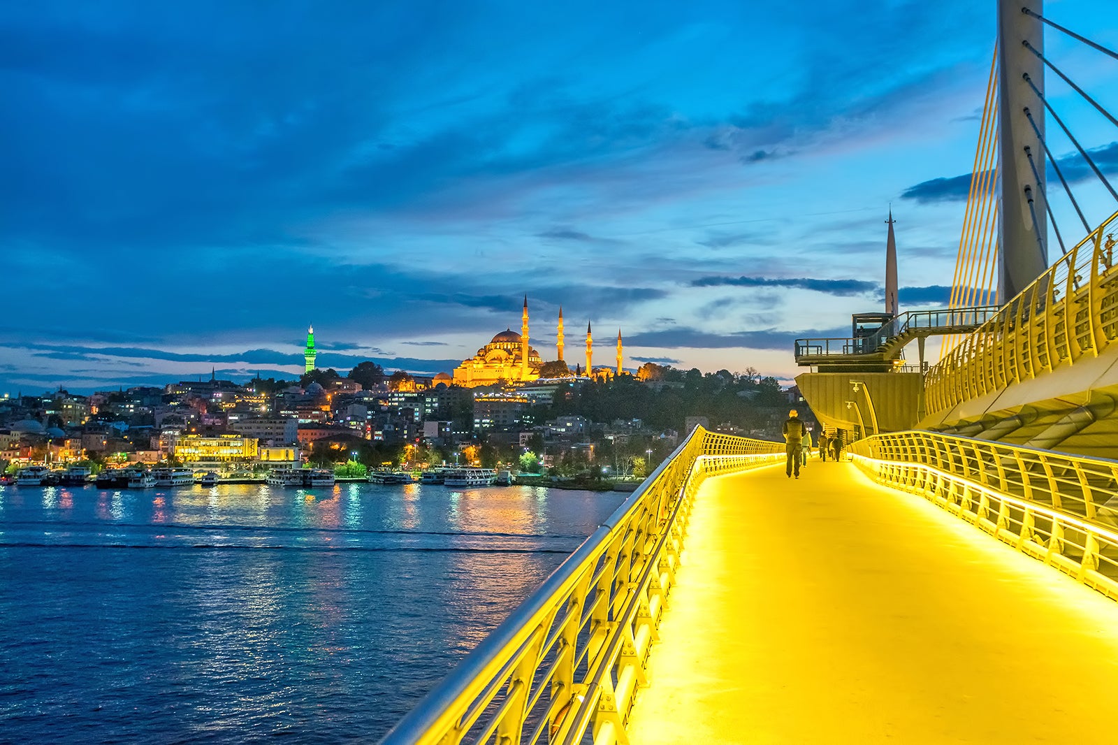 پل گالاتا - Galata Bridge