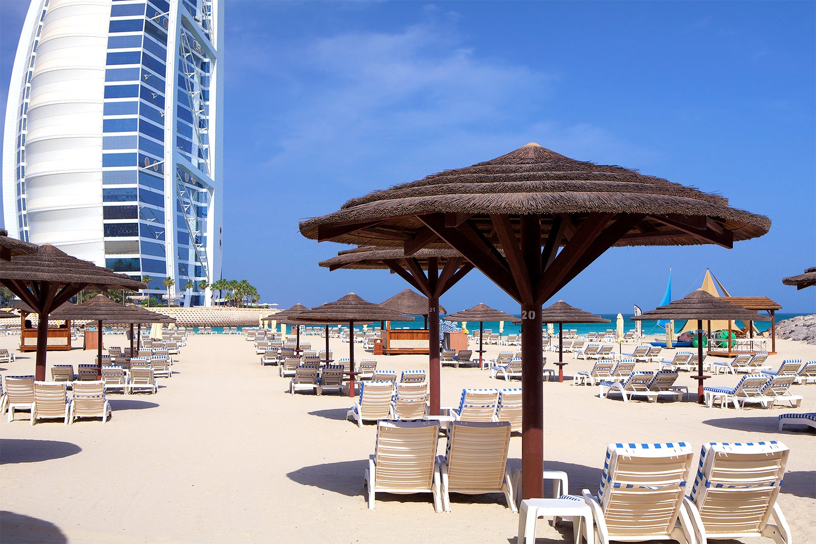 ساحل آزور - Azur Beach