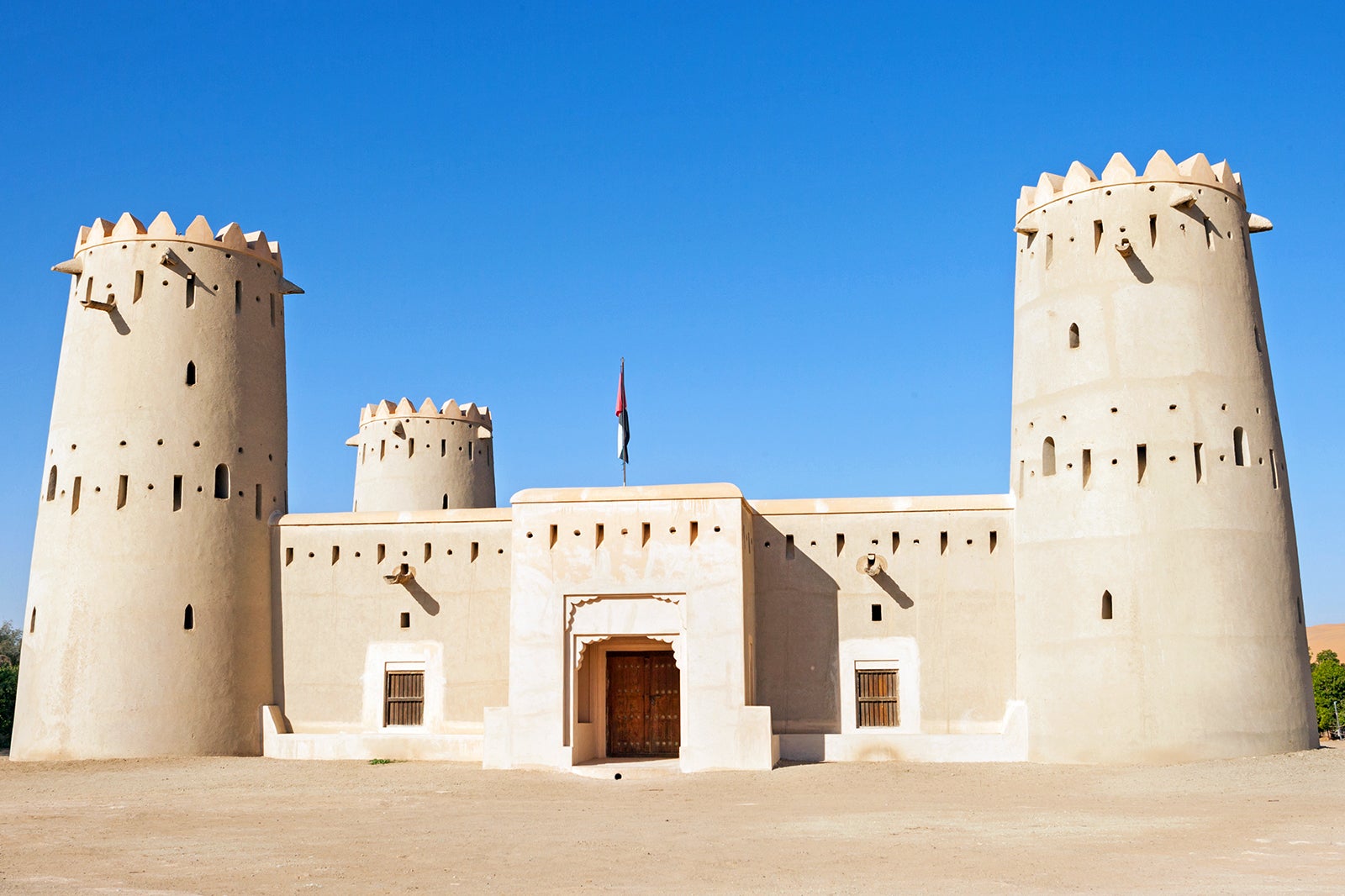 قلعه های لیوا - Liwa forts