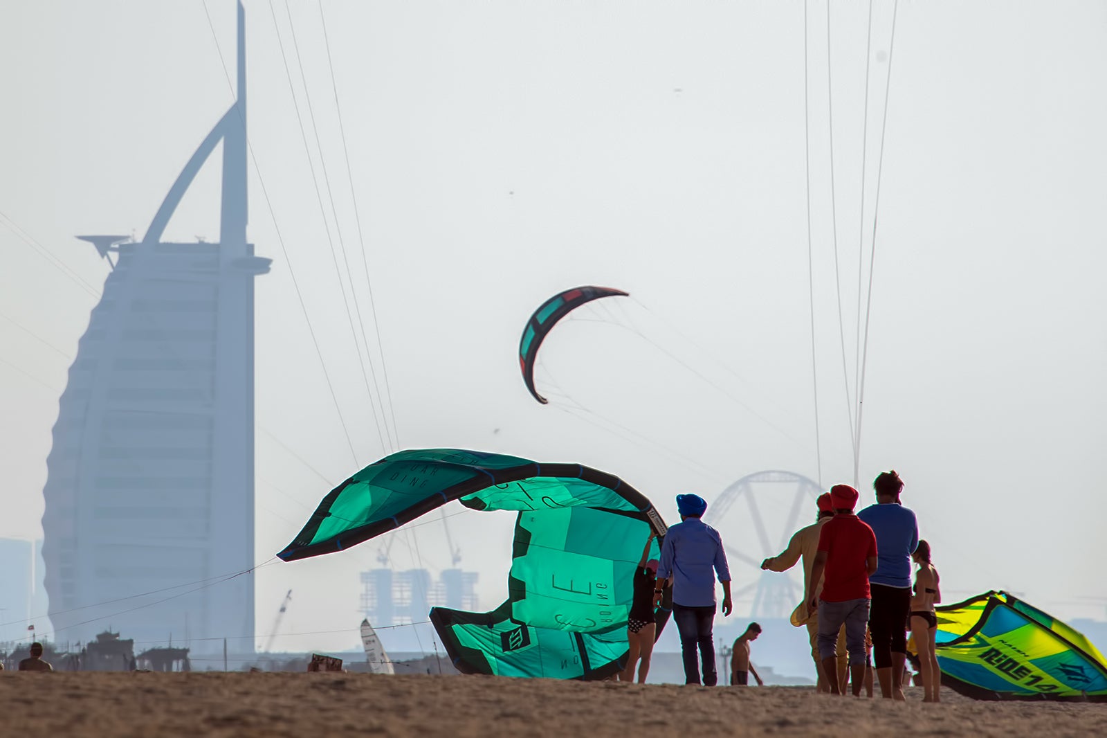 ساحل بادبادک - Kite Beach