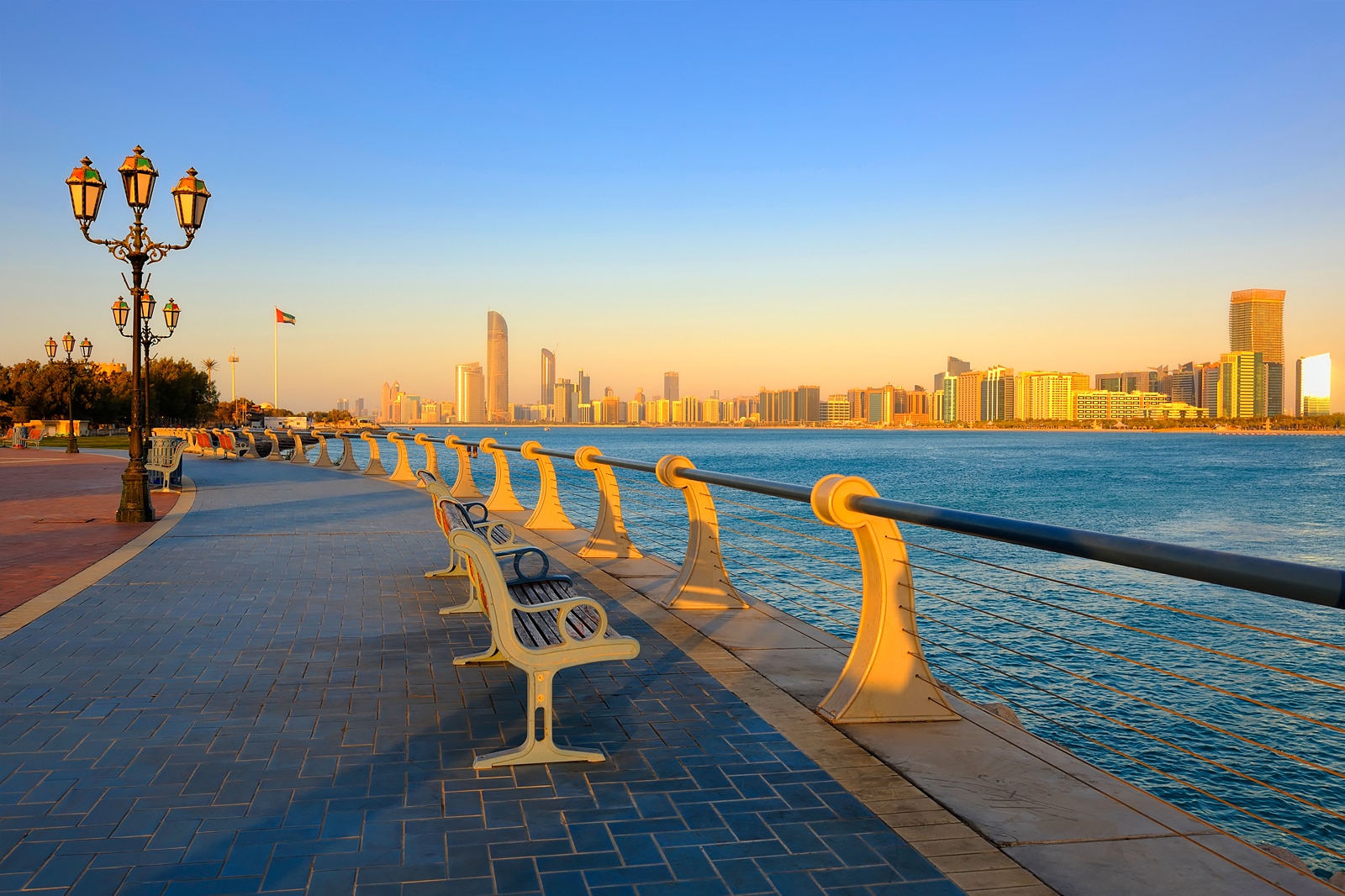 کورنیش - The Corniche