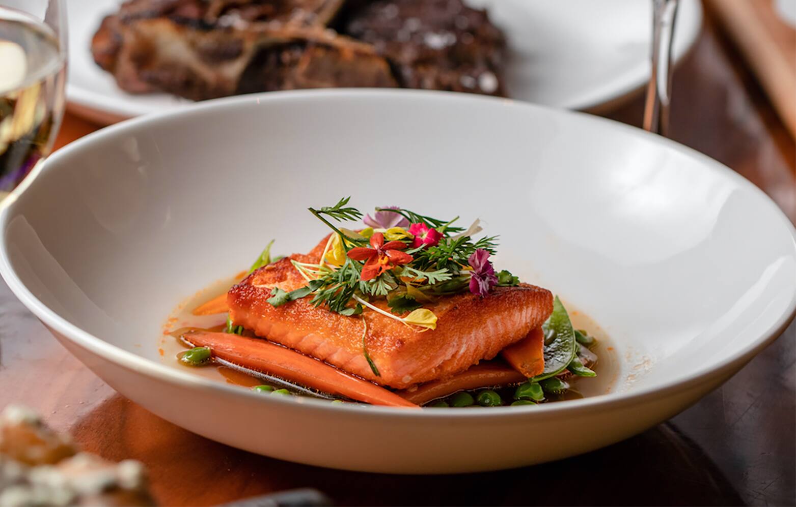 جرأت داشته باشید در STK برانچ کنید - Dare to brunch at STK