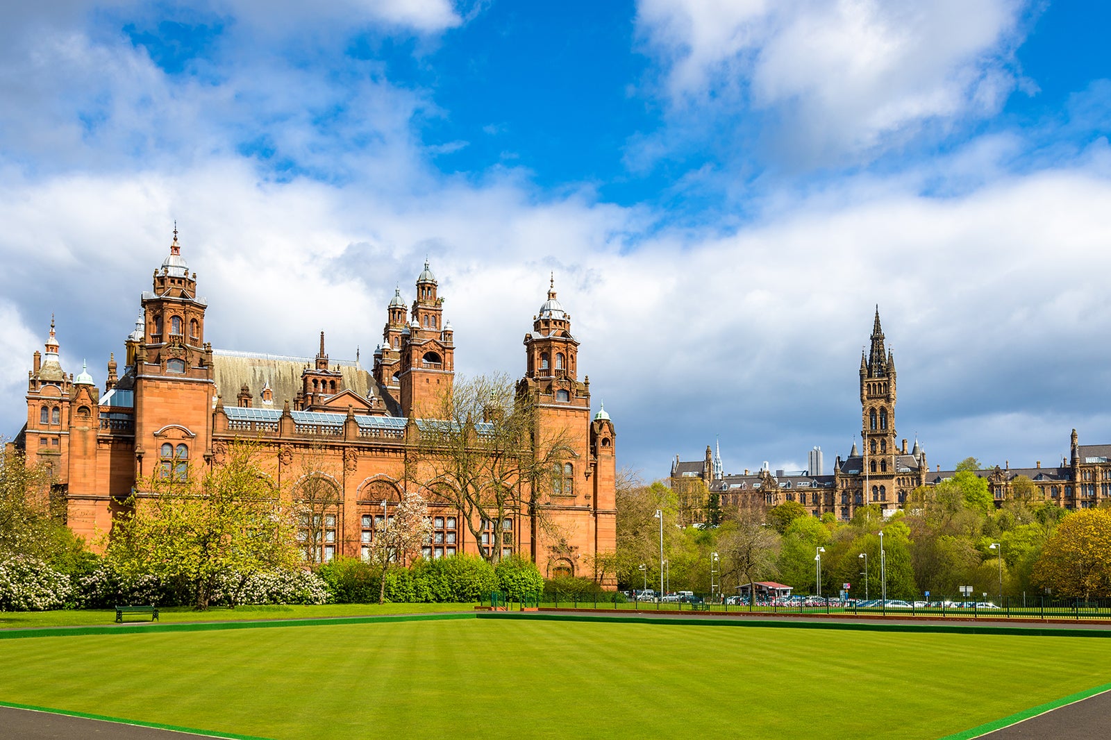 گالری و موزه هنر کلوینگروو - Kelvingrove Art Gallery and Museum