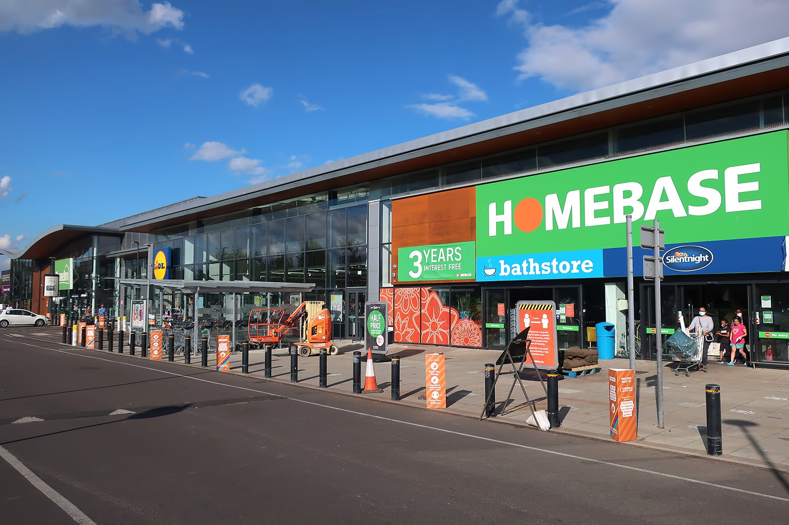 پارک خرده فروشی کمبریج - Cambridge Retail Park