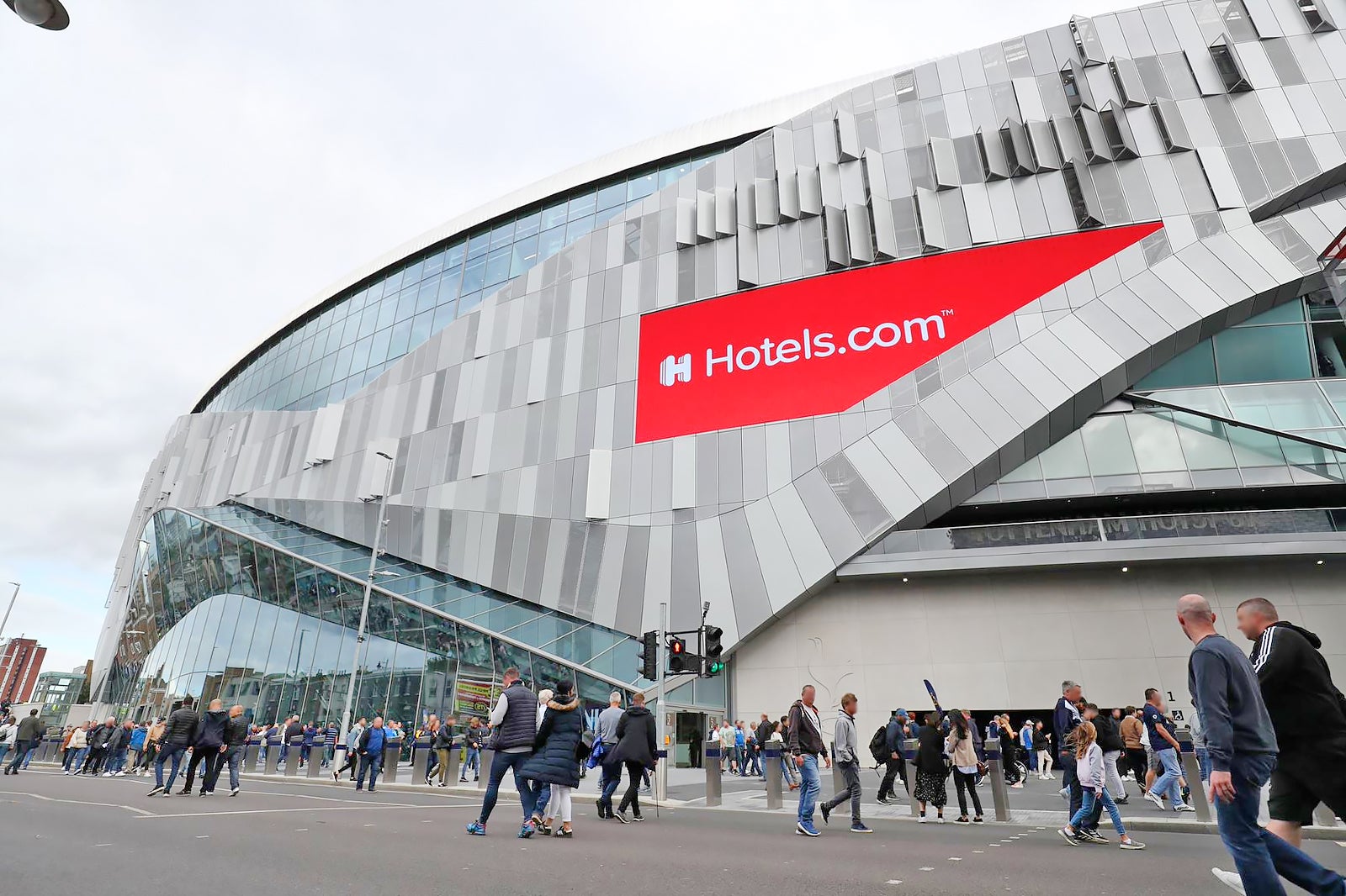 ورزشگاه تاتنهام هاتسپر - The Tottenham Hotspur Stadium