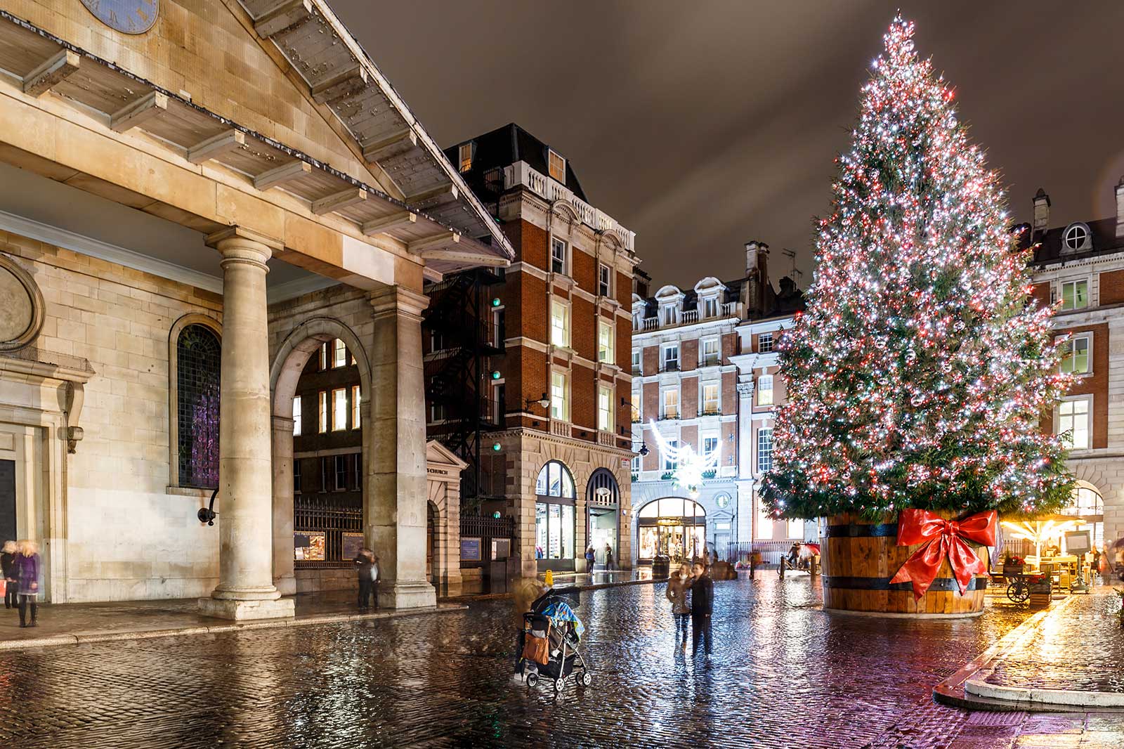 درخت کریسمس کاونت گاردن - Covent Garden Christmas Tree